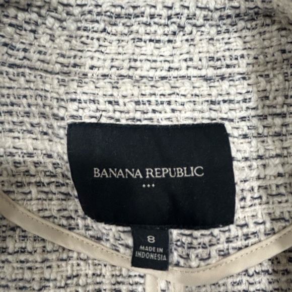 Banana Republic Women’s Textured Tweed Blazer | Cream & Black | Size 8 - Picture 3 of 5